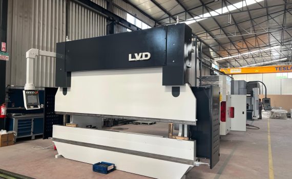 LVD 4 metre 200 Ton